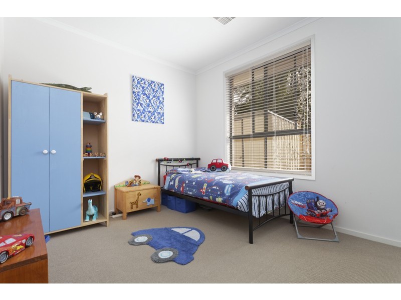 1B Horseshoe Drive, Aberfoyle Park SA 5159