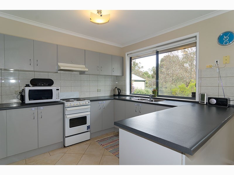 8 Harrogate Road, Harrogate SA 5244