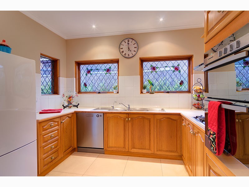 4 Dumphries Street, Flagstaff Hill SA 5159