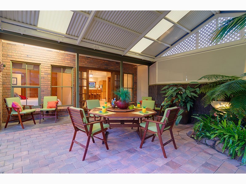 4 Dumphries Street, Flagstaff Hill SA 5159