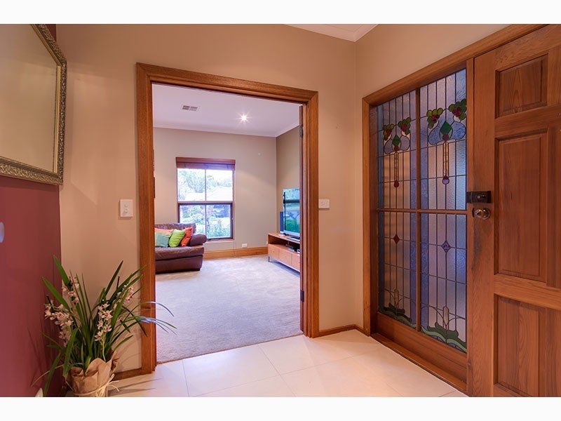 4 Dumphries Street, Flagstaff Hill SA 5159