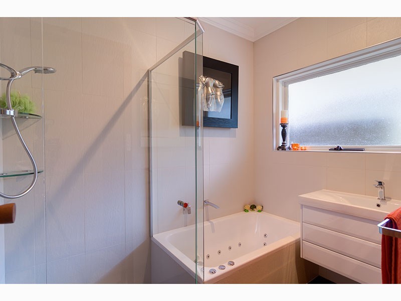 4 Dumphries Street, Flagstaff Hill SA 5159