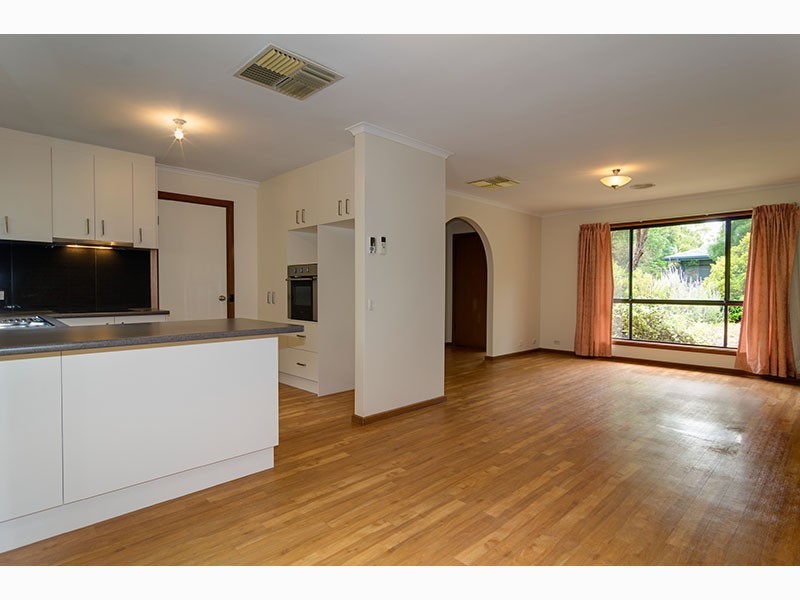 1/1 Elura Court, Flagstaff Hill SA 5159