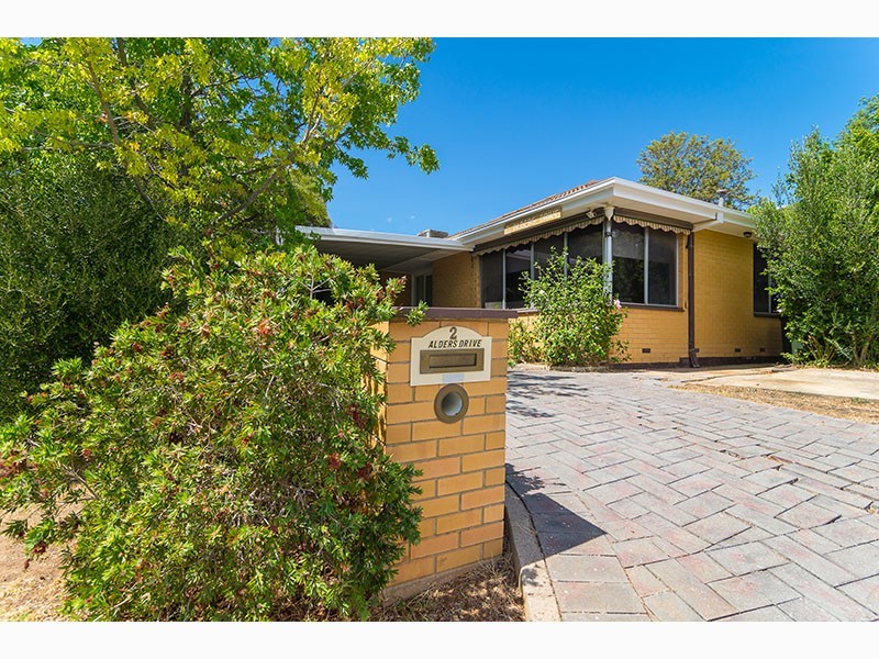 2 Alders Drive, Happy Valley SA 5159