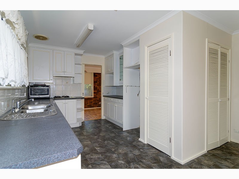 2 Alders Drive, Happy Valley SA 5159