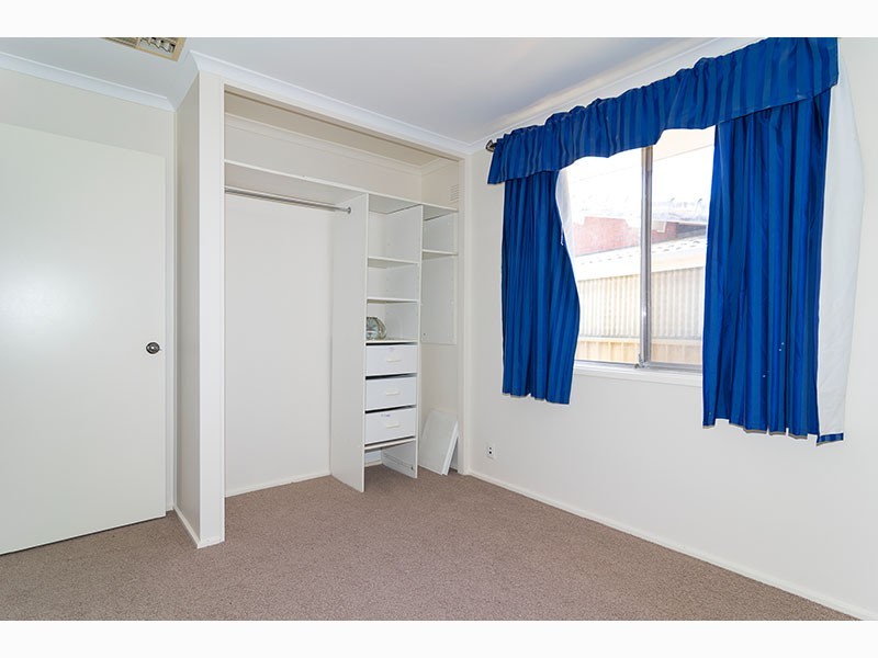 2 Alders Drive, Happy Valley SA 5159