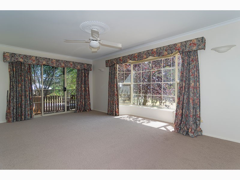 2 Alders Drive, Happy Valley SA 5159