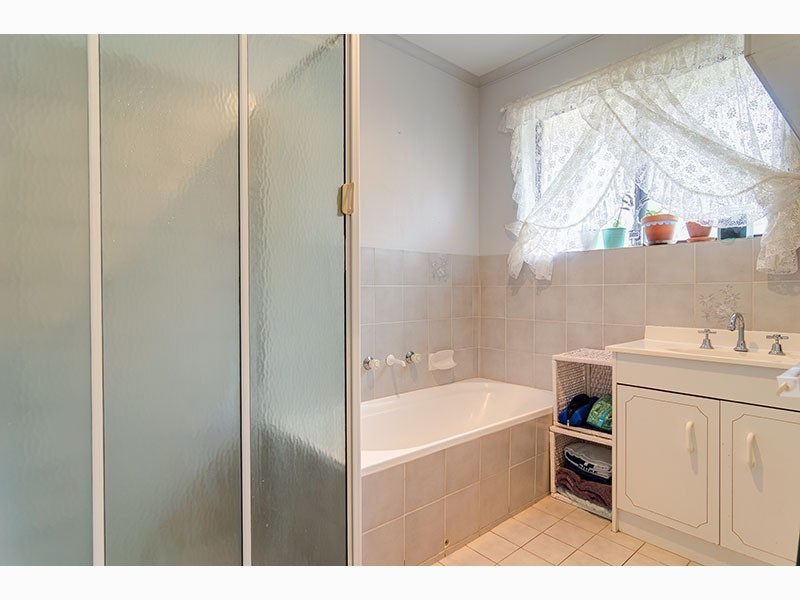 1 Bennett Close, Aberfoyle Park SA 5159