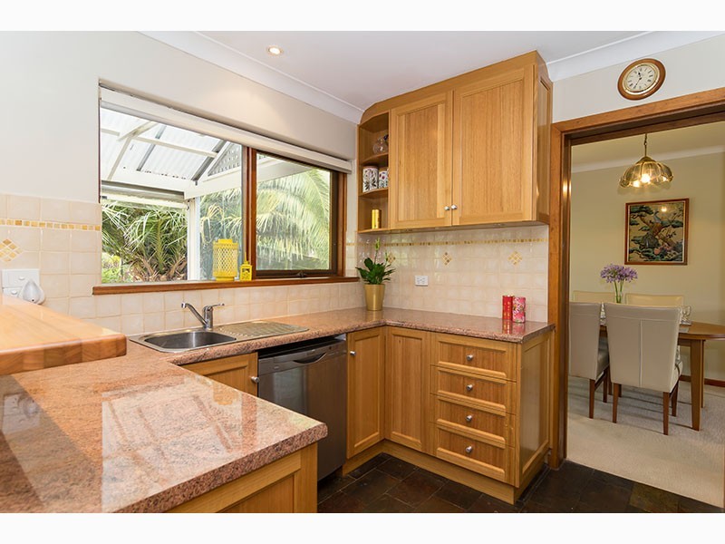 130 Broadmeadow Drive, Flagstaff Hill SA 5159