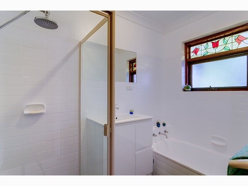 130 Broadmeadow Drive, Flagstaff Hill SA 5159