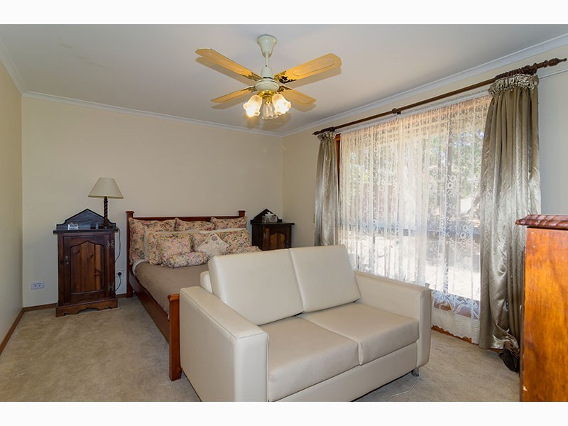 3 Bennett Close, Aberfoyle Park SA 5159