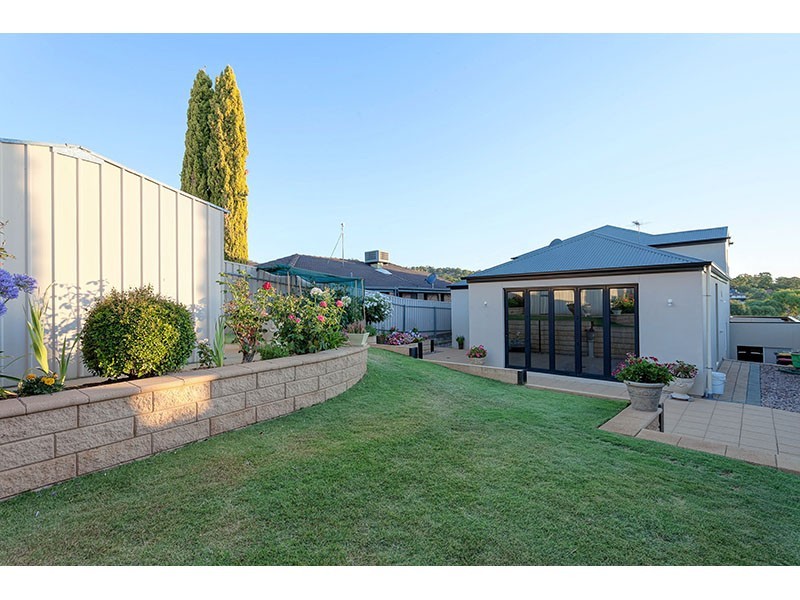 42 Coachwood Drive, Aberfoyle Park SA 5159