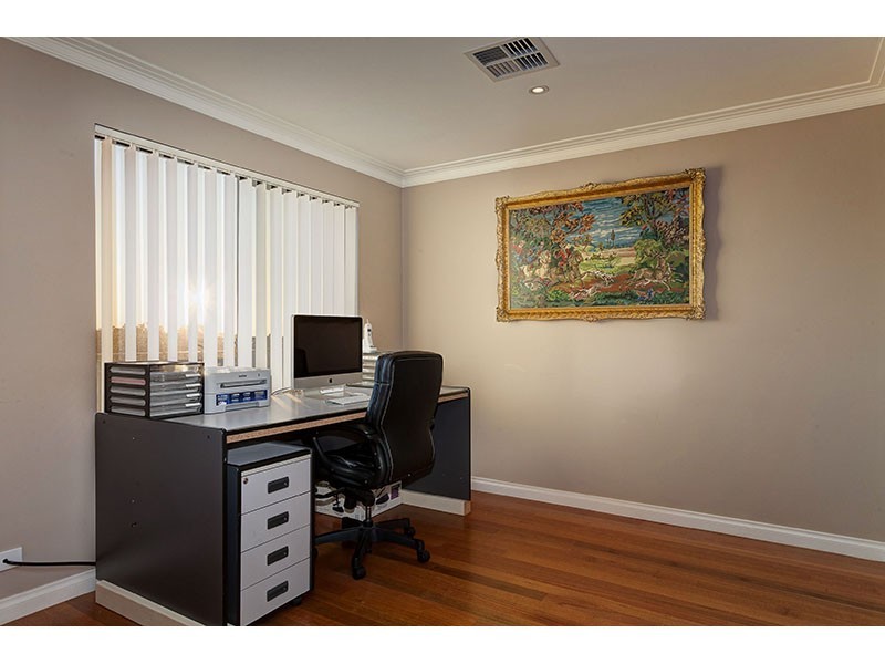 42 Coachwood Drive, Aberfoyle Park SA 5159