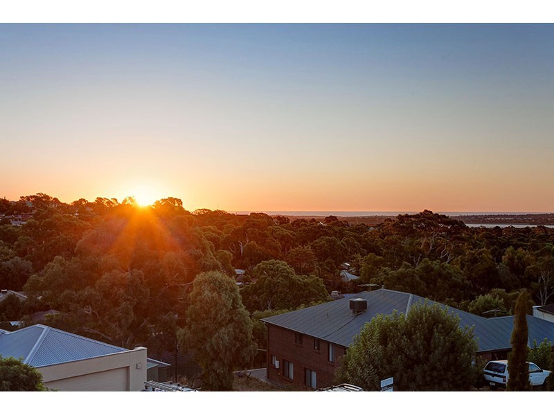 42 Coachwood Drive, Aberfoyle Park SA 5159