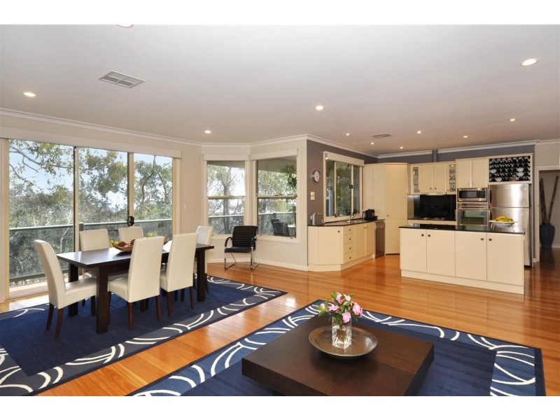 14 Grandview Court, Aberfoyle Park SA 5159