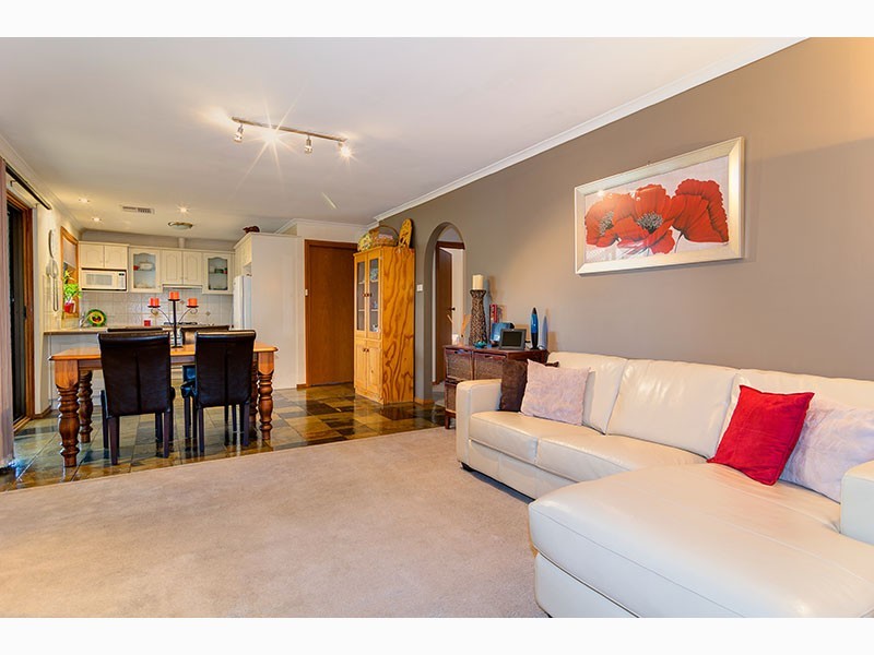 7 Bennett Close, Aberfoyle Park SA 5159
