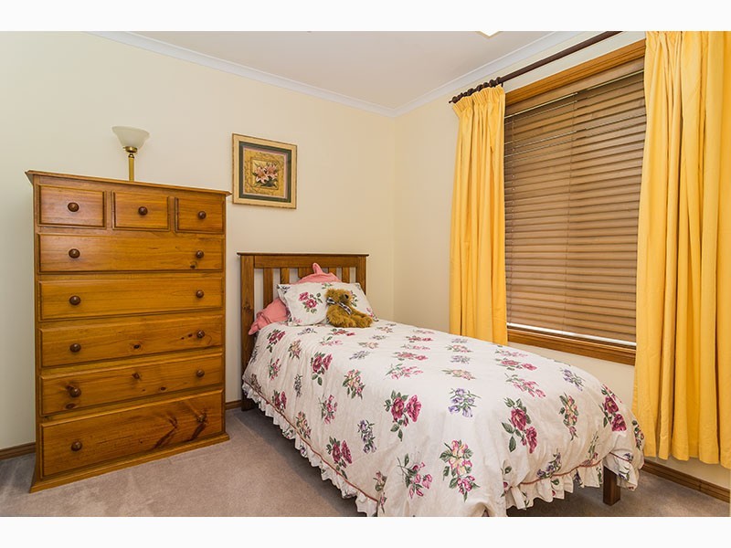 7 Bennett Close, Aberfoyle Park SA 5159
