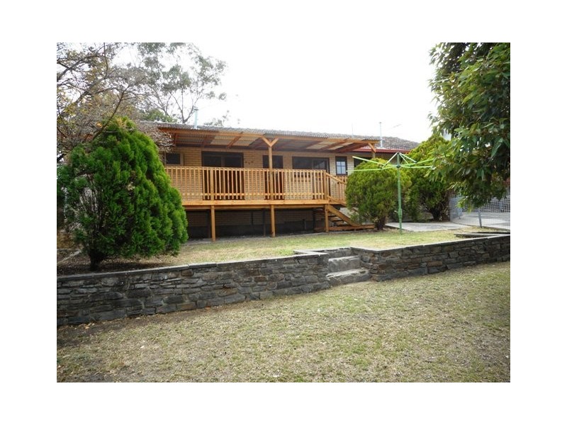 110 Black Road, Flagstaff Hill SA 5159