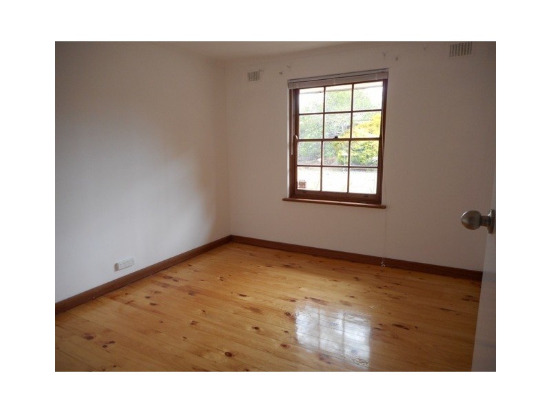 110 Black Road, Flagstaff Hill SA 5159