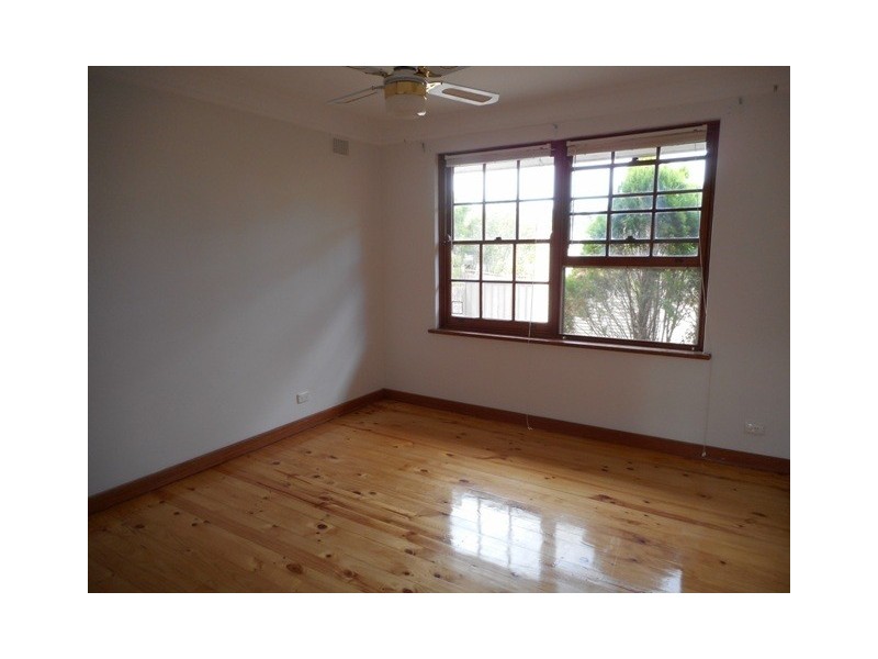 110 Black Road, Flagstaff Hill SA 5159