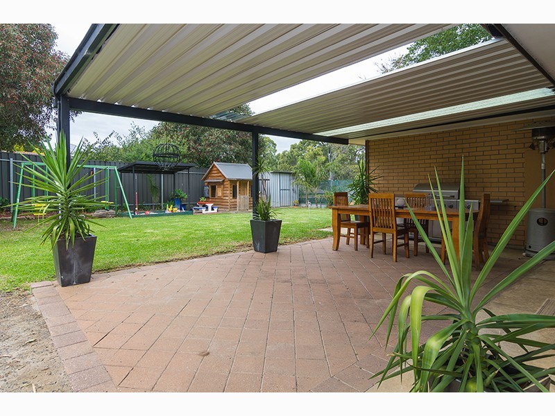 4 Ivy Street, Aberfoyle Park SA 5159