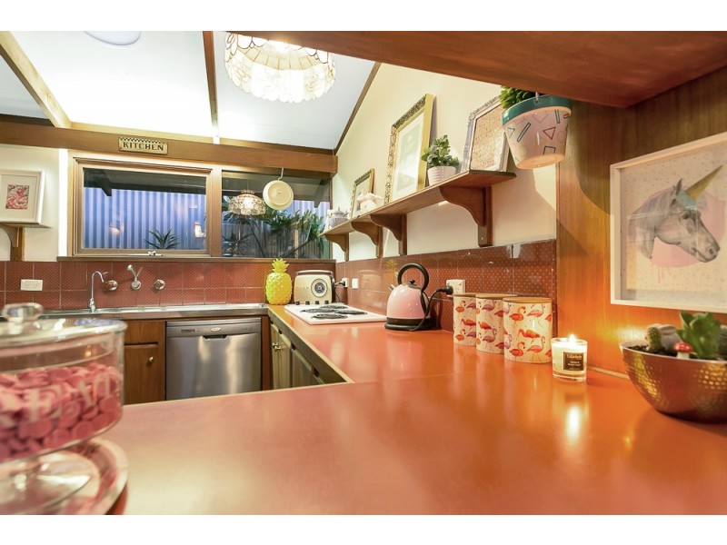17 Trinidad Way, Happy Valley SA 5159