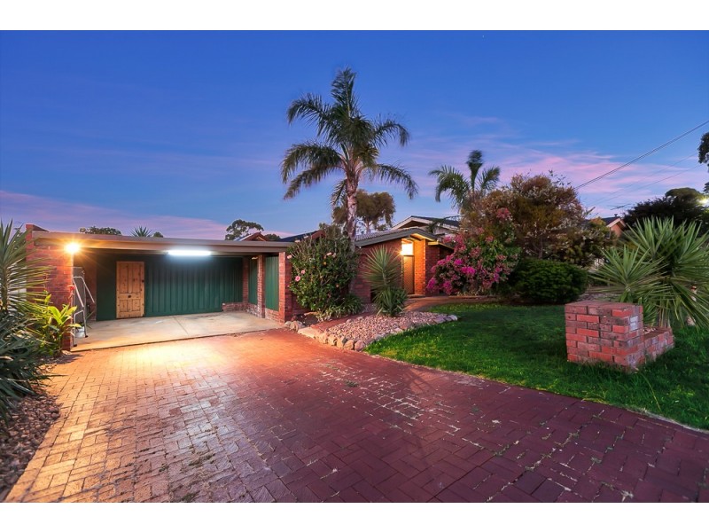 17 Trinidad Way, Happy Valley SA 5159