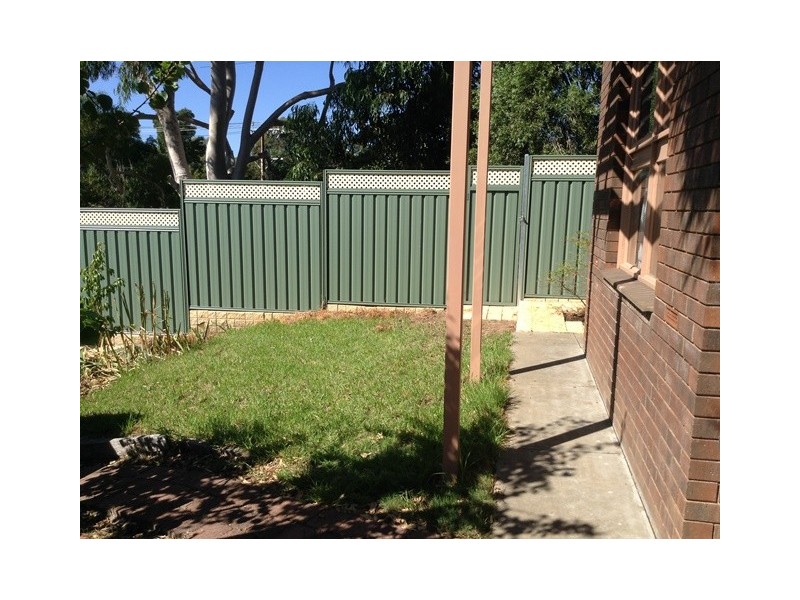 30 Lyn Street, Aberfoyle Park SA 5159