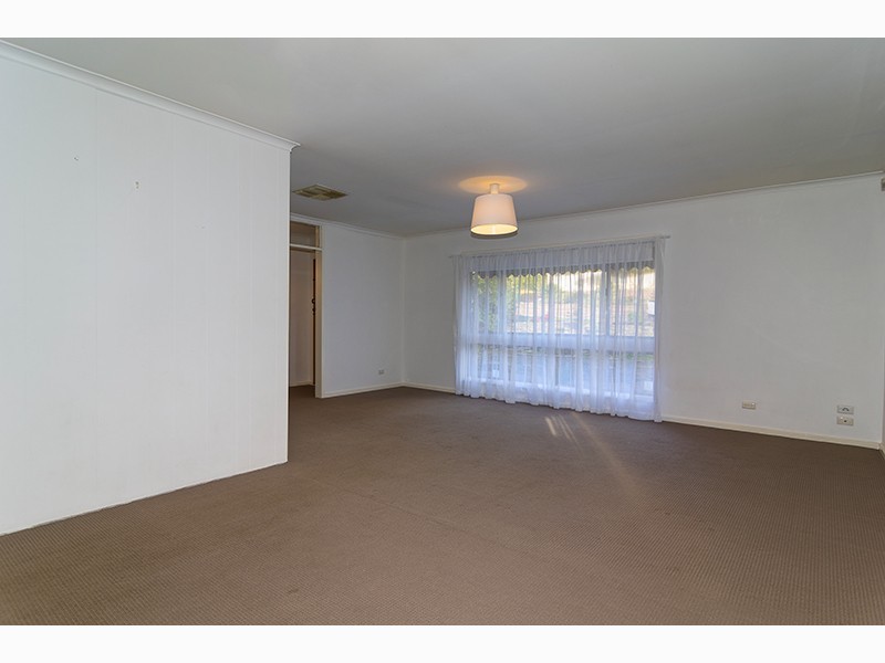 19 Booth Street, Happy Valley SA 5159