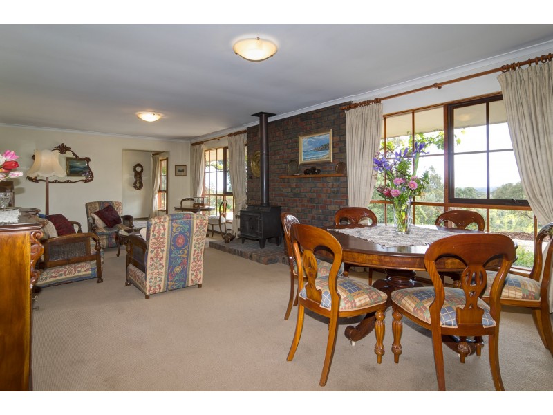 93 Oakridge Road, Chandlers Hill SA 5159