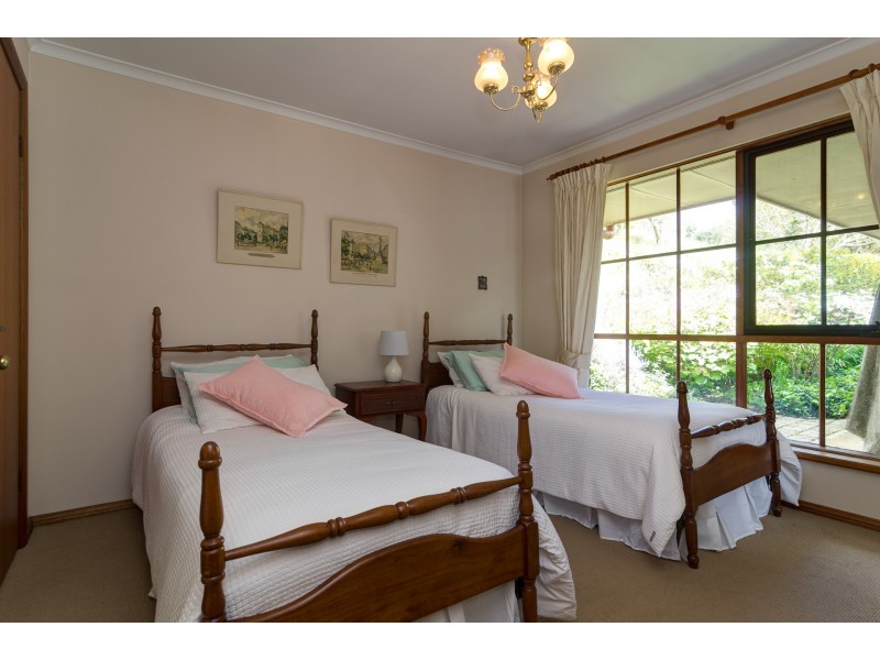 93 Oakridge Road, Chandlers Hill SA 5159