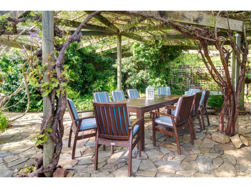 93 Oakridge Road, Chandlers Hill SA 5159