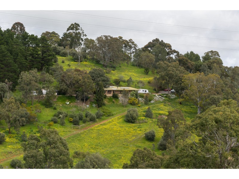 93 Oakridge Road, Chandlers Hill SA 5159