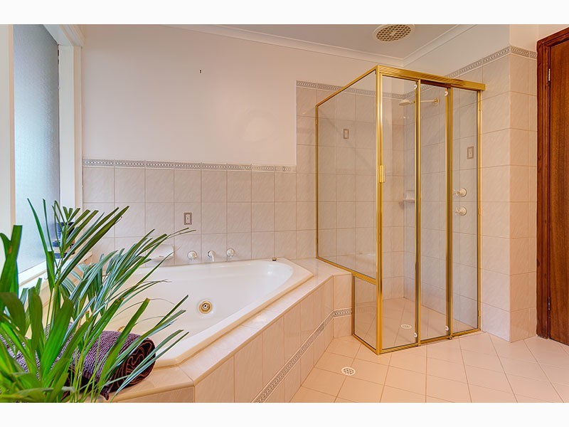 63 York Drive, Flagstaff Hill SA 5159