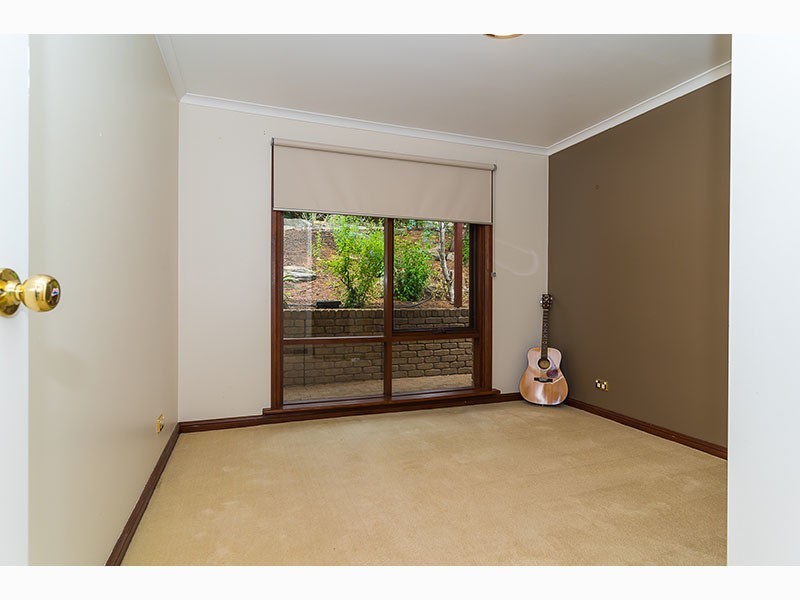 63 York Drive, Flagstaff Hill SA 5159