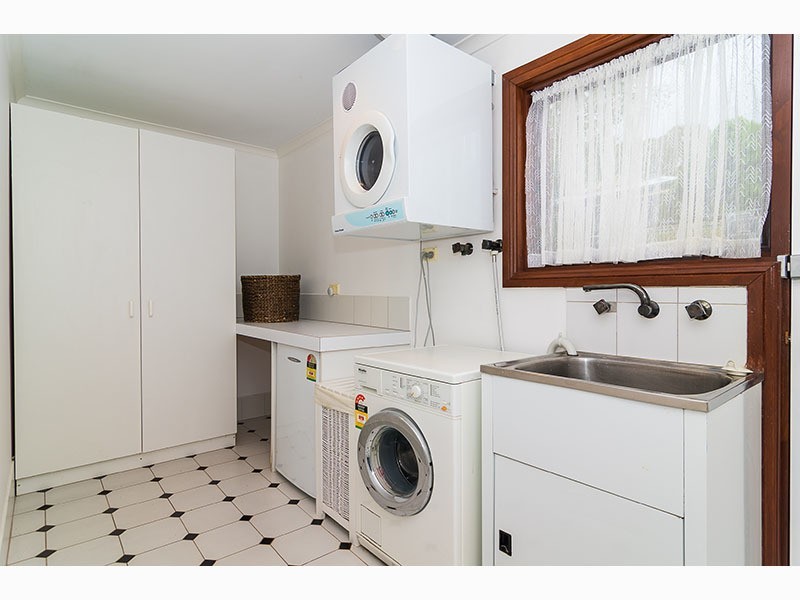 63 York Drive, Flagstaff Hill SA 5159