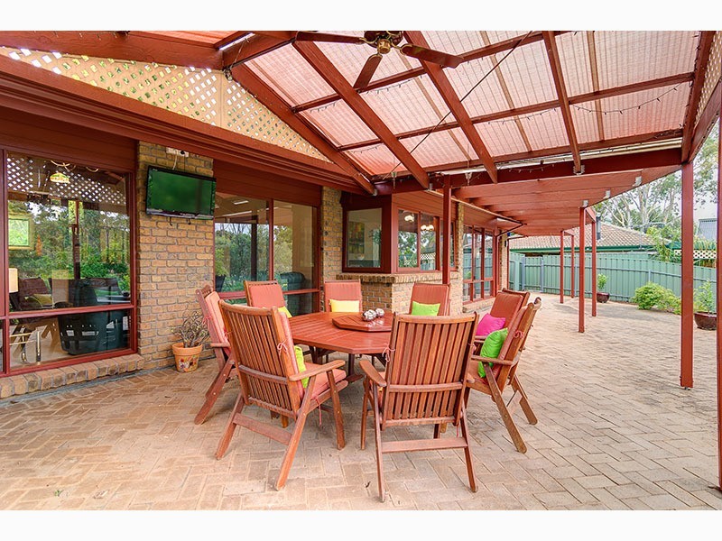 63 York Drive, Flagstaff Hill SA 5159