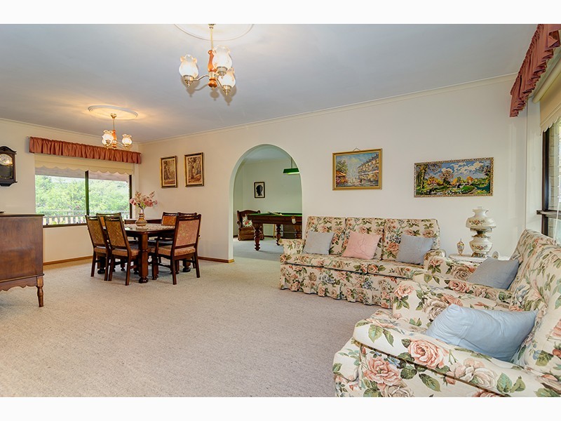 21 Glenhuntly Drive, Flagstaff Hill SA 5159