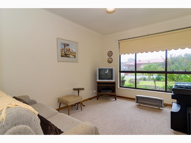 21 Glenhuntly Drive, Flagstaff Hill SA 5159