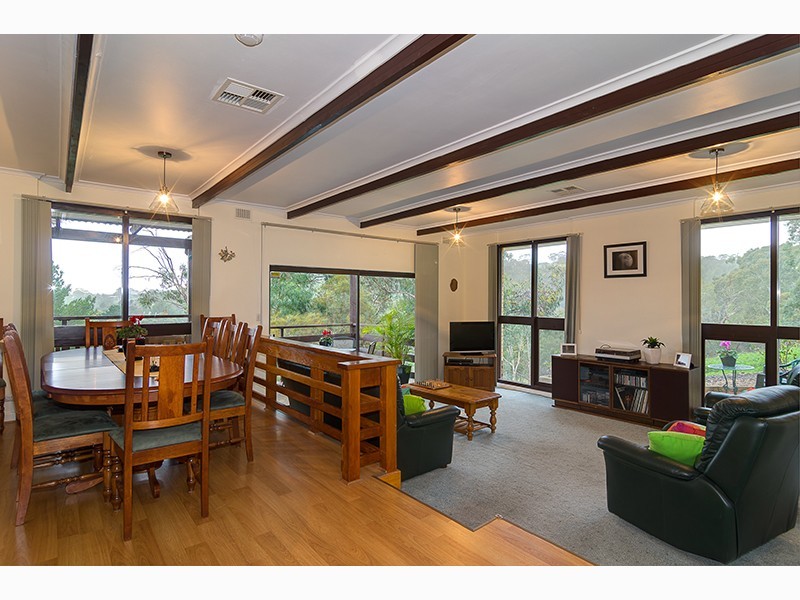 49 Hillcrest Drive, Eden Hills SA 5050