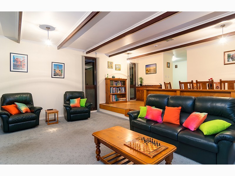 49 Hillcrest Drive, Eden Hills SA 5050