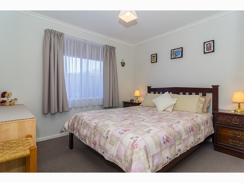 22 Sandler Grove, Aberfoyle Park SA 5159