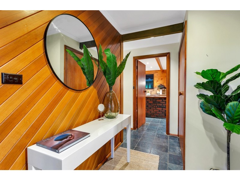 8 Starlight Crescent, Flagstaff Hill SA 5159