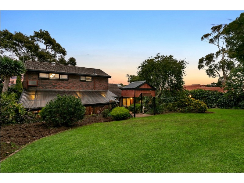 8 Starlight Crescent, Flagstaff Hill SA 5159