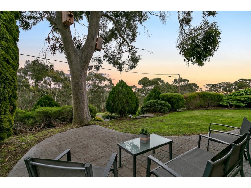 8 Starlight Crescent, Flagstaff Hill SA 5159