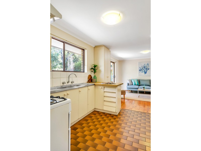 82 Fairlie Drive, Flagstaff Hill SA 5159