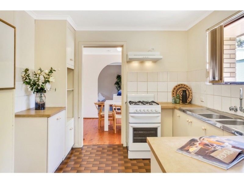 82 Fairlie Drive, Flagstaff Hill SA 5159