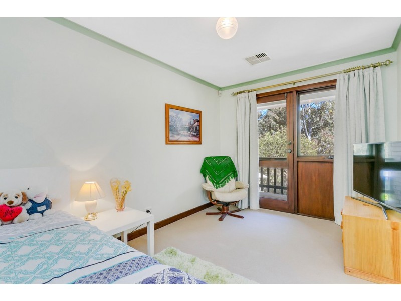 5 Fama Court, Flagstaff Hill SA 5159