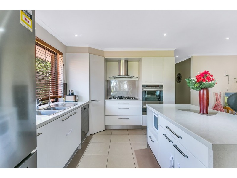 6 Courageous Avenue, Happy Valley SA 5159