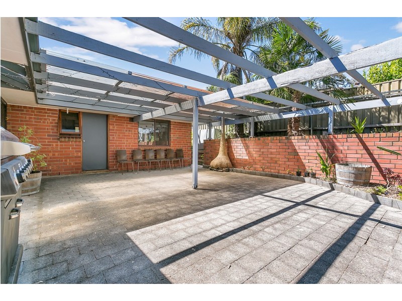 6 Courageous Avenue, Happy Valley SA 5159